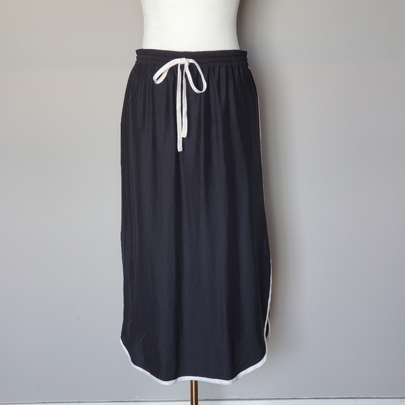 Kate Spade Silk Midi Dolphin Hem Pull On Skirt Black - Picture 9 of 9